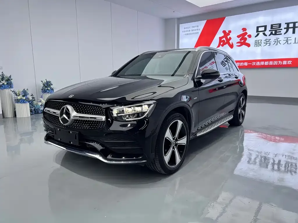 Mercedes-Benz GLC — фото 1