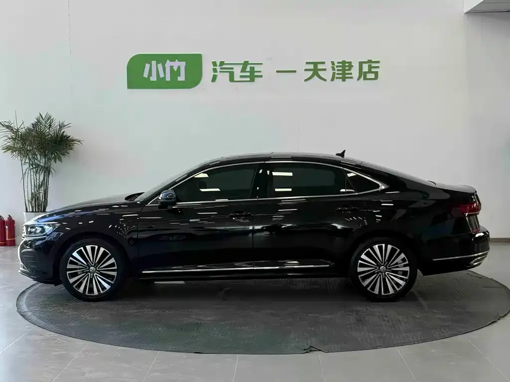 Volkswagen Passat — фото 2