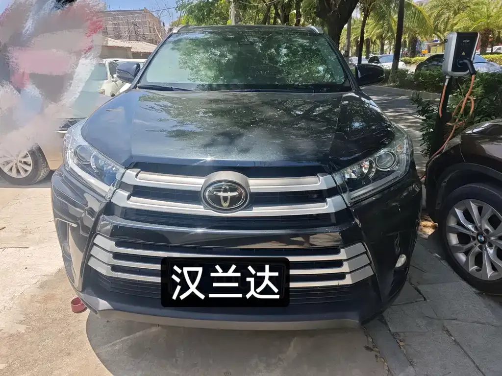 Toyota Highlander — фото 5