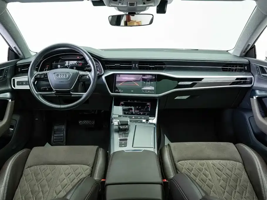 Audi A7L — фото 4
