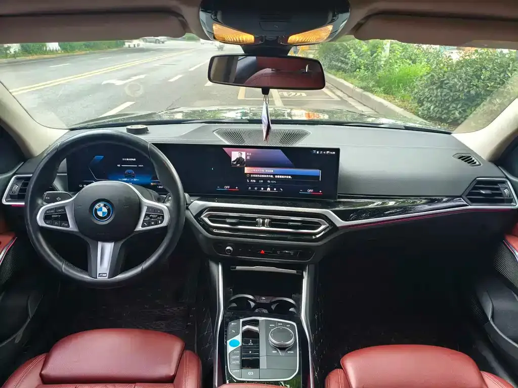 BMW i3 — фото 4