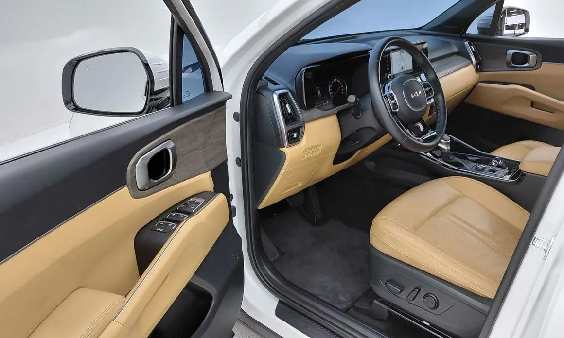 Kia Sorento — фото 5