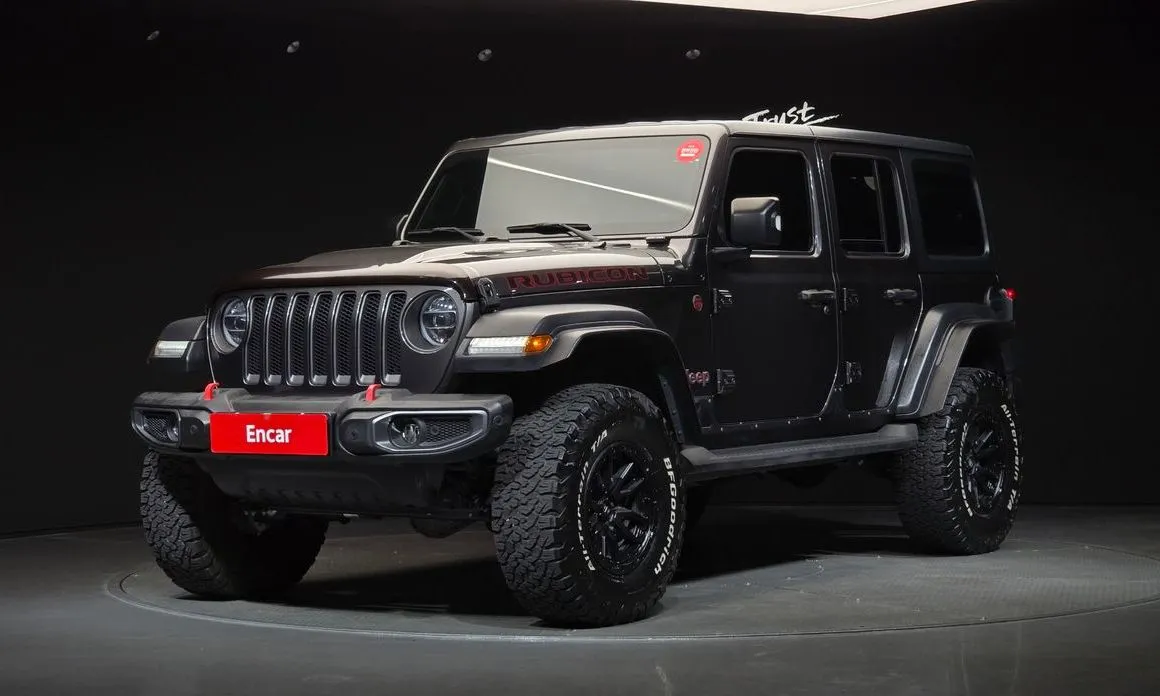 Jeep Wrangler — фото 1