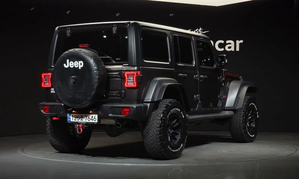 Jeep Wrangler — фото 5