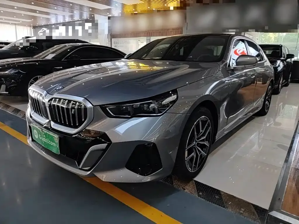 BMW i5 — фото 6