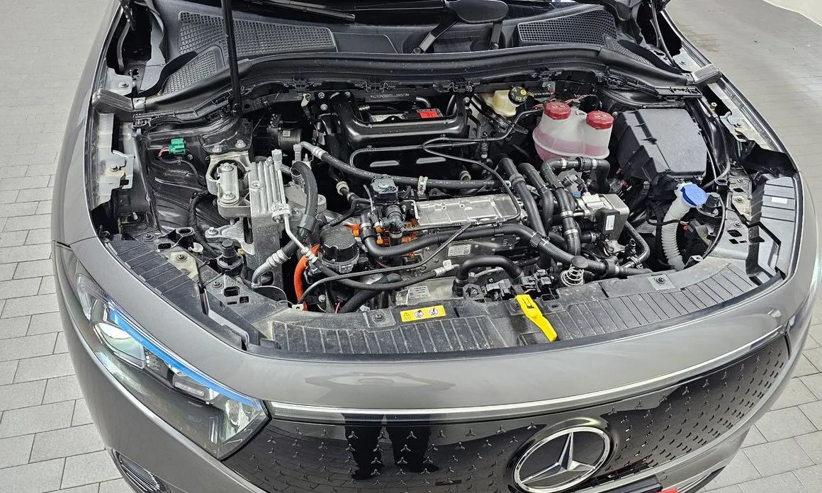 Mercedes-Benz EQA — фото 10