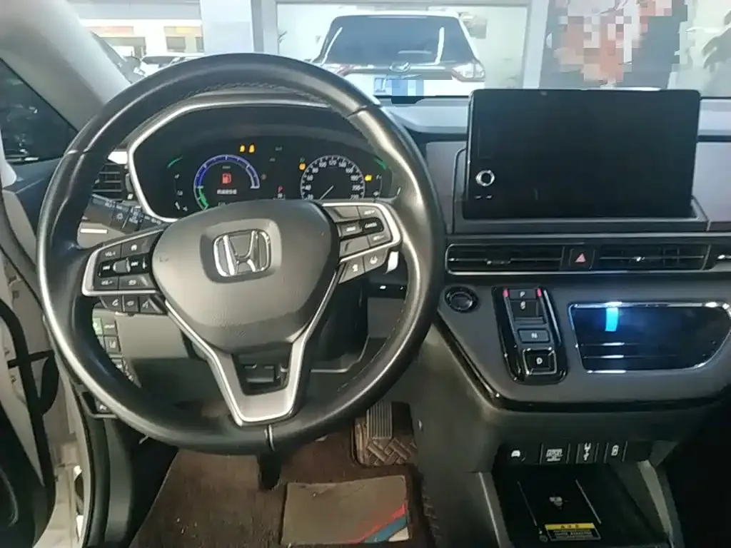 Honda Odyssey — фото 10