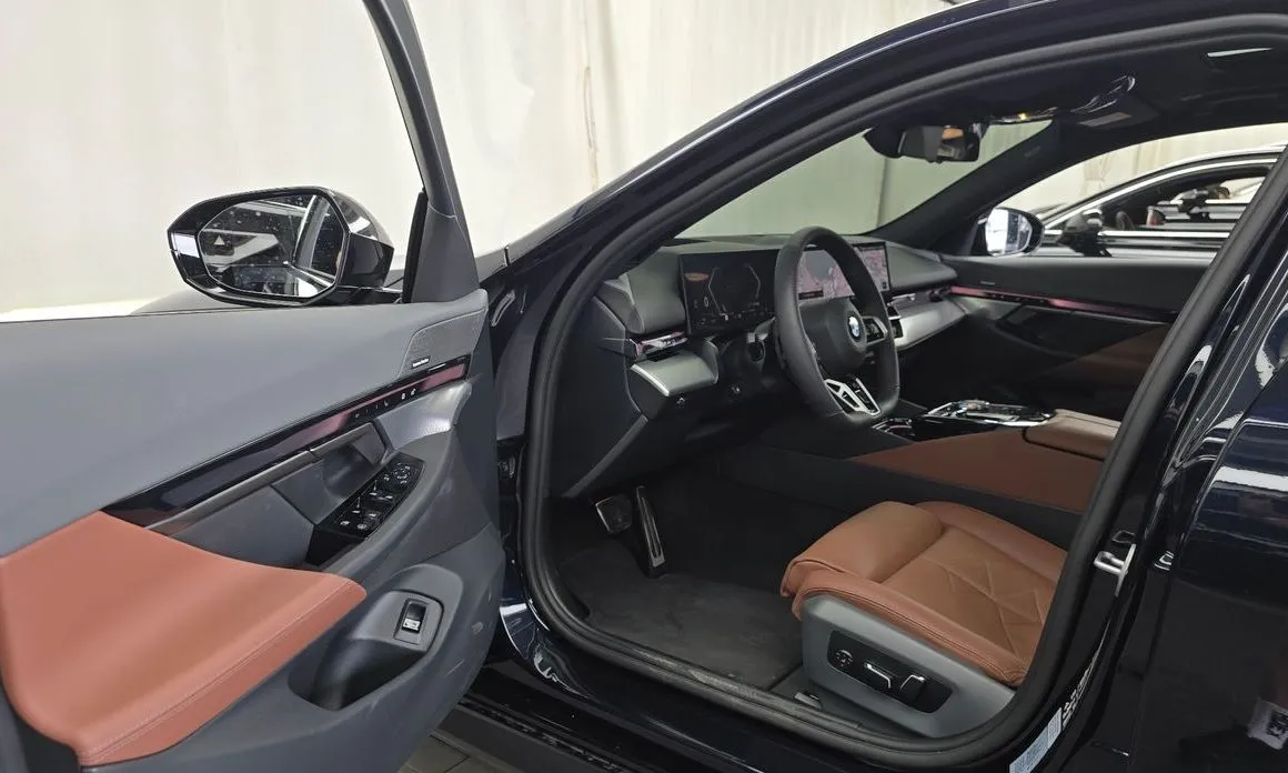 BMW 5-Series — фото 7