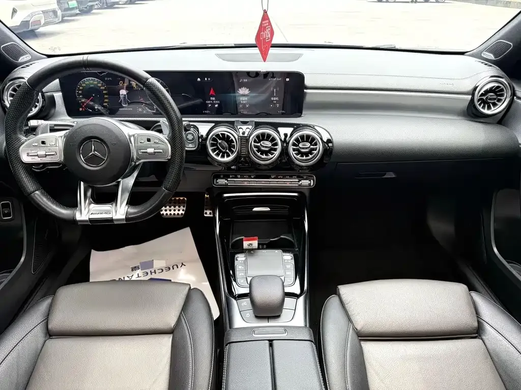 Mercedes-Benz A-Class AMG — фото 3