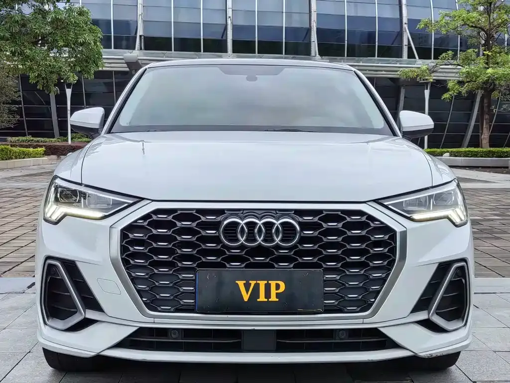 Audi Q3 Sportback — фото 7