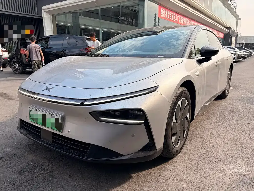 XPeng P7+ — фото 1