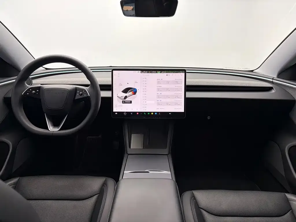 Tesla Model 3 — фото 5