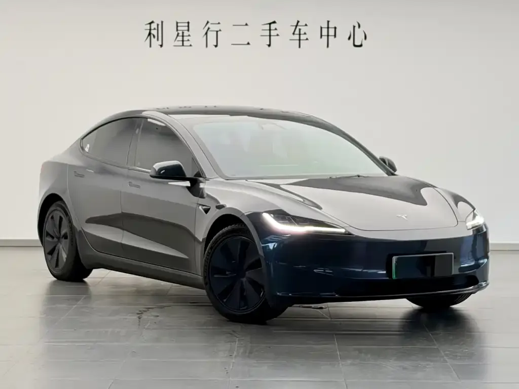 Tesla Model 3 — фото 2