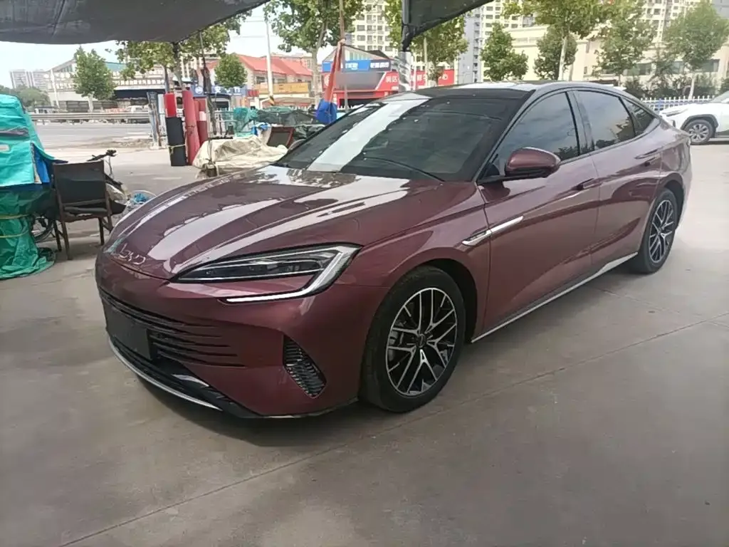 BYD Seal — фото 1