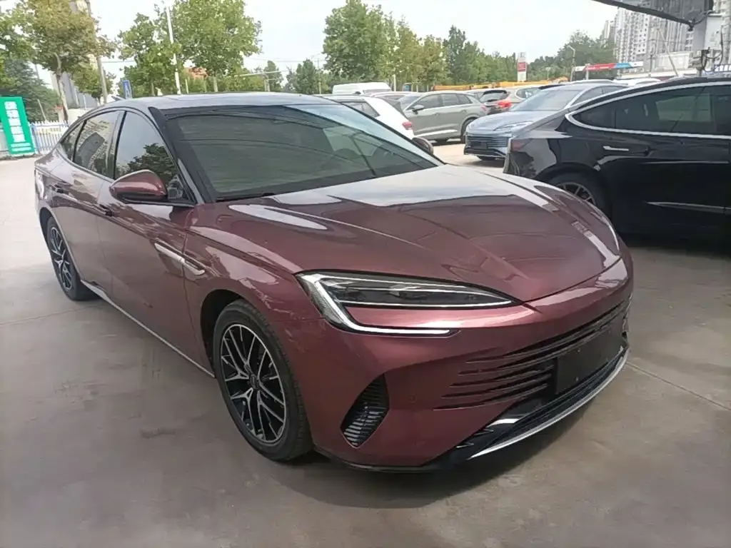 BYD Seal — фото 8