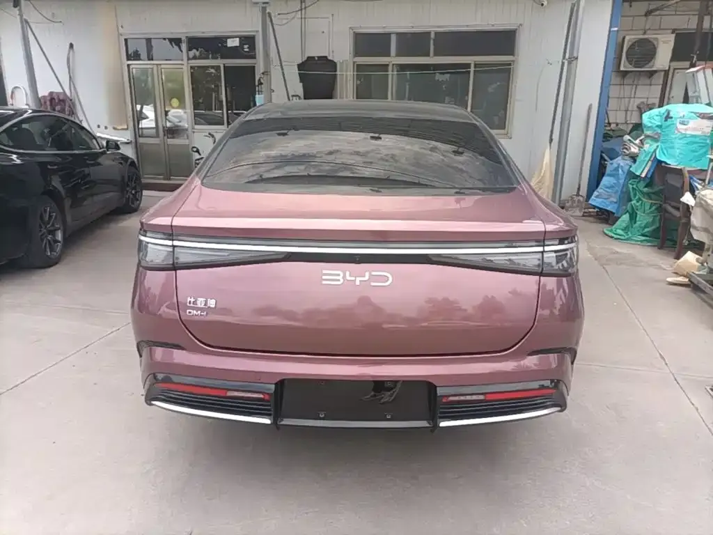 BYD Seal — фото 6