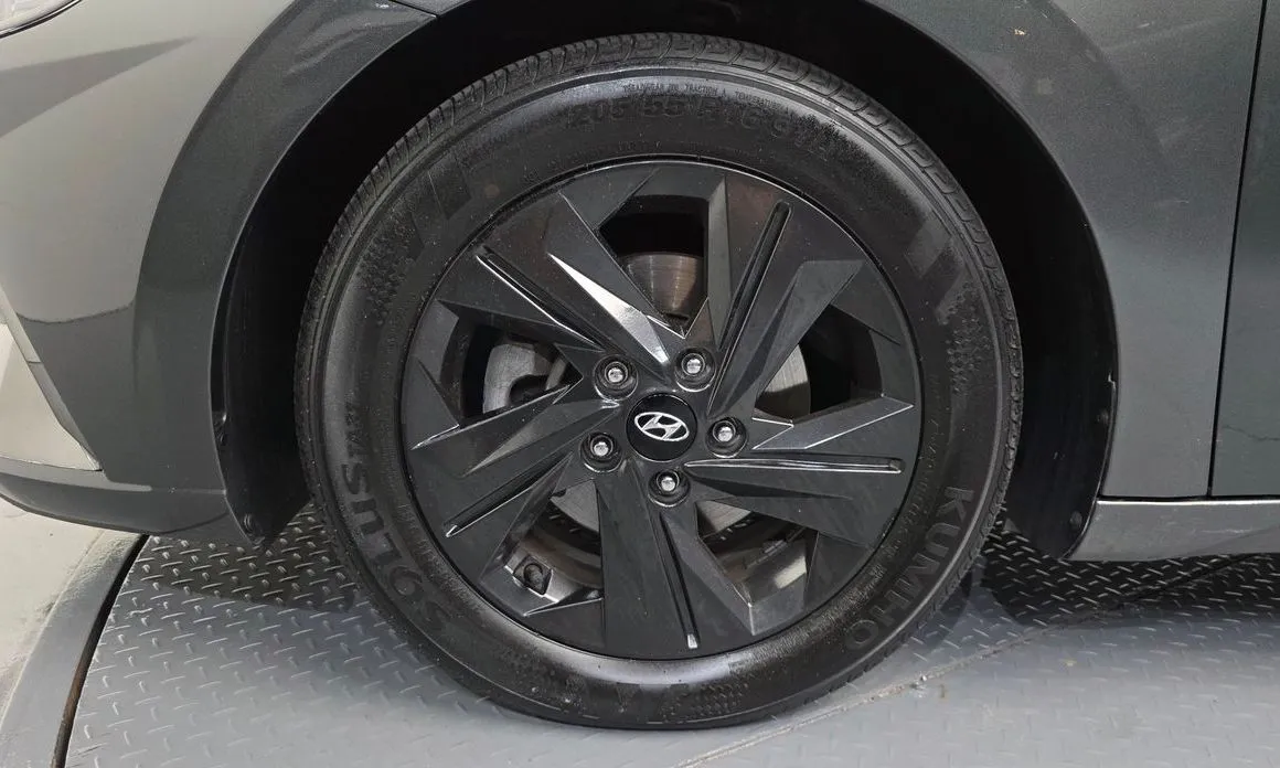 Hyundai AVANTE — фото 6