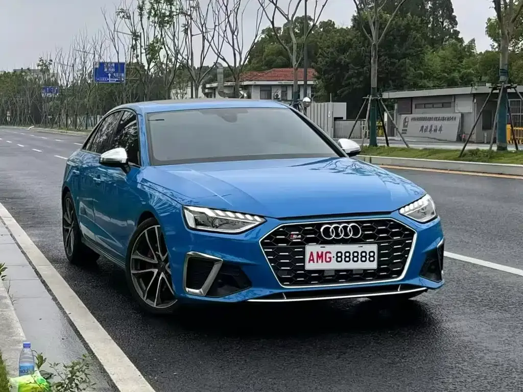Audi S4 — фото 7