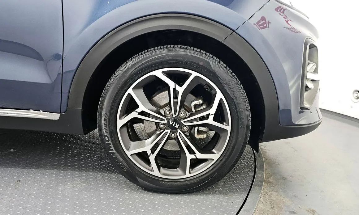 Kia Sportage — фото 8