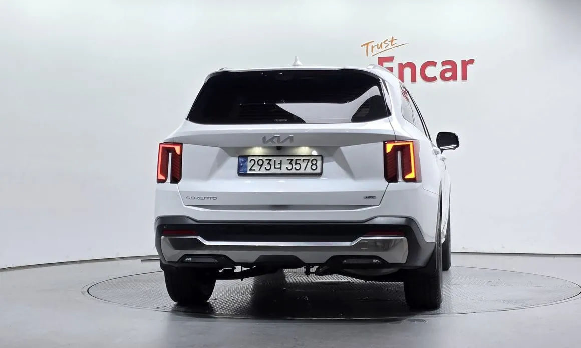 Kia Sorento — фото 7