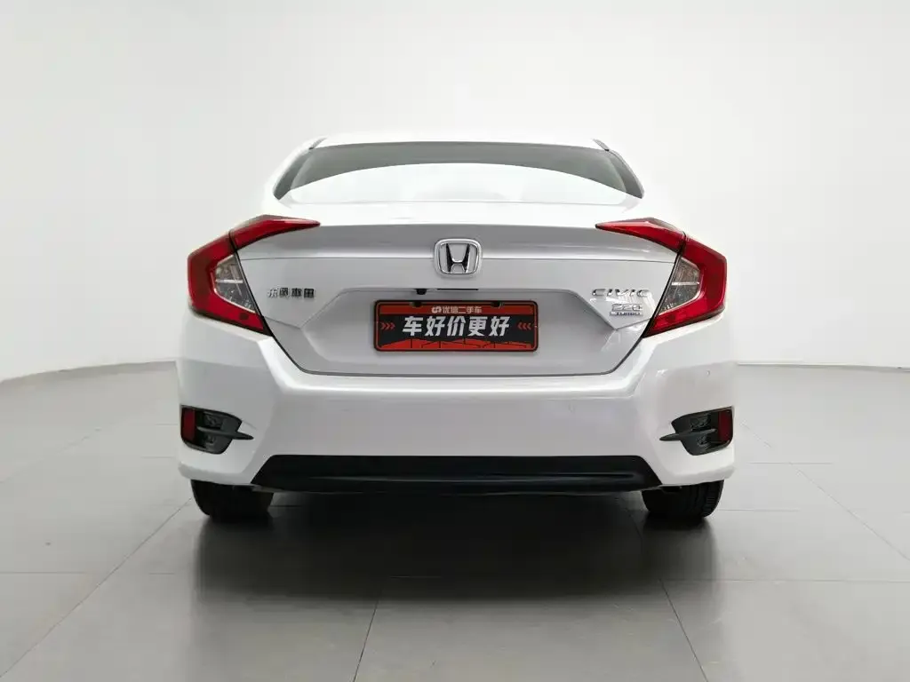 Honda Civic — фото 9