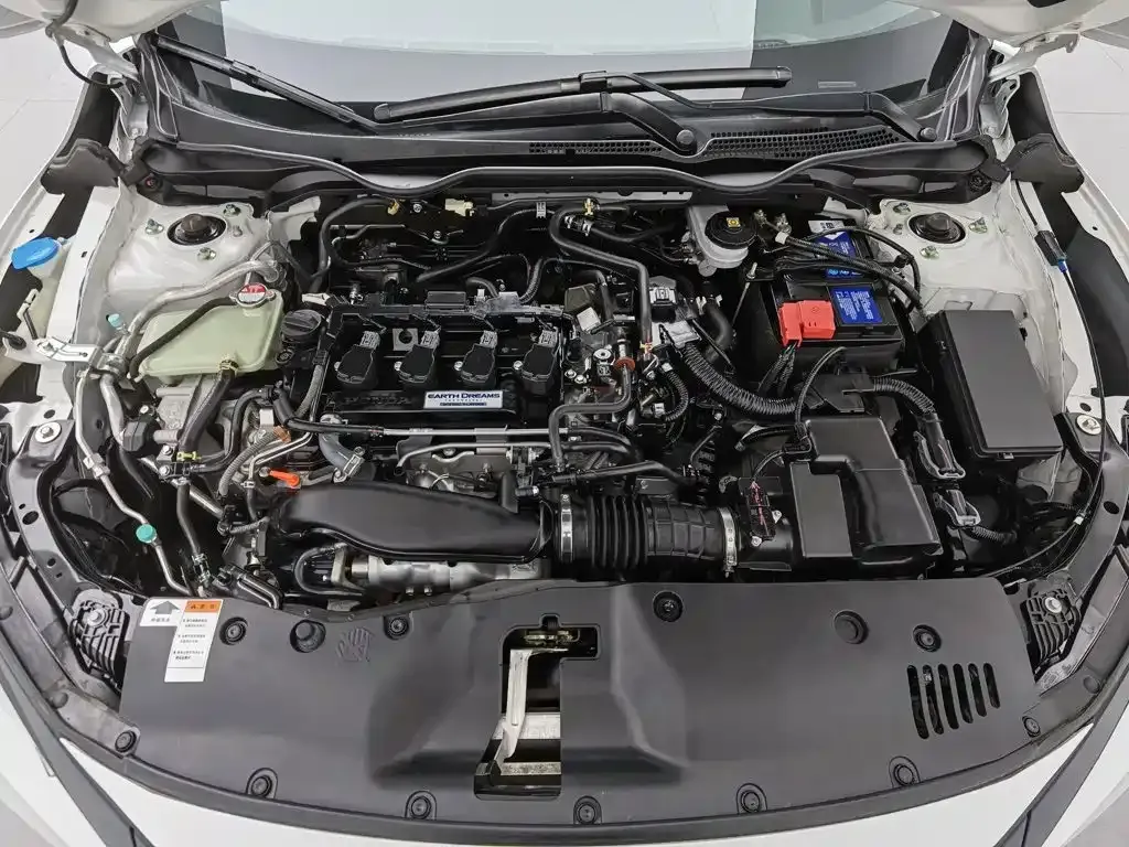 Honda Civic — фото 10