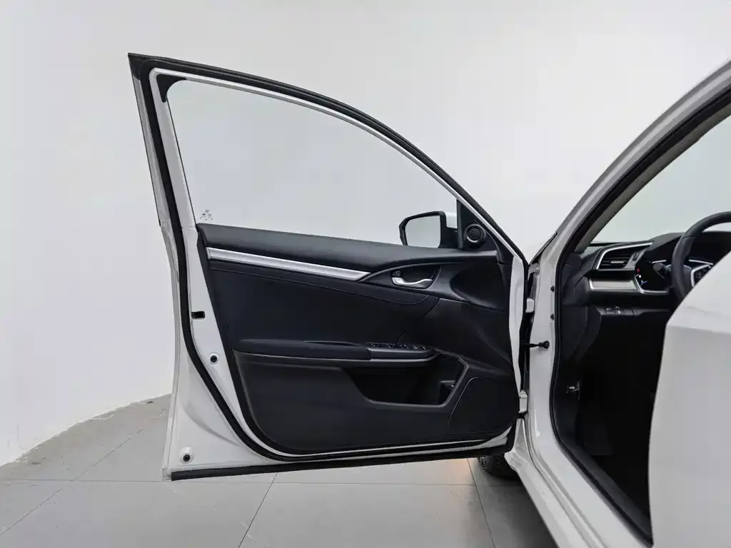 Honda Civic — фото 2