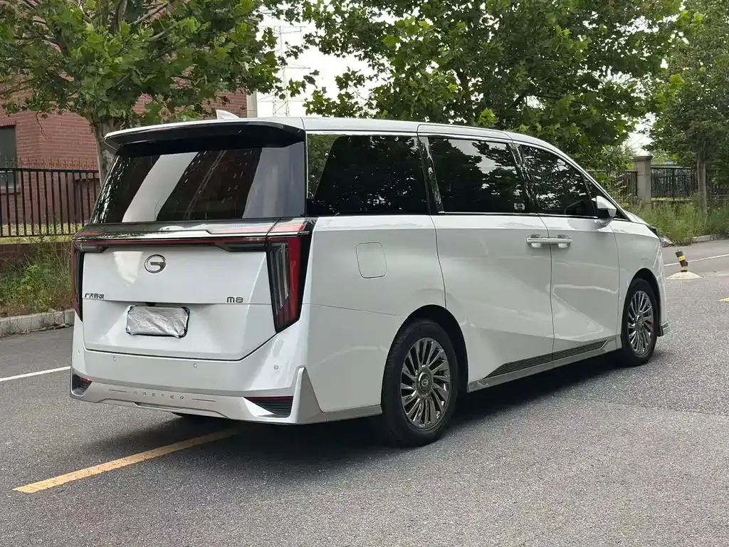 GAC Motor Trumpchi M8 — фото 10