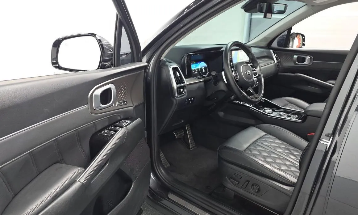 Kia Sorento — фото 10