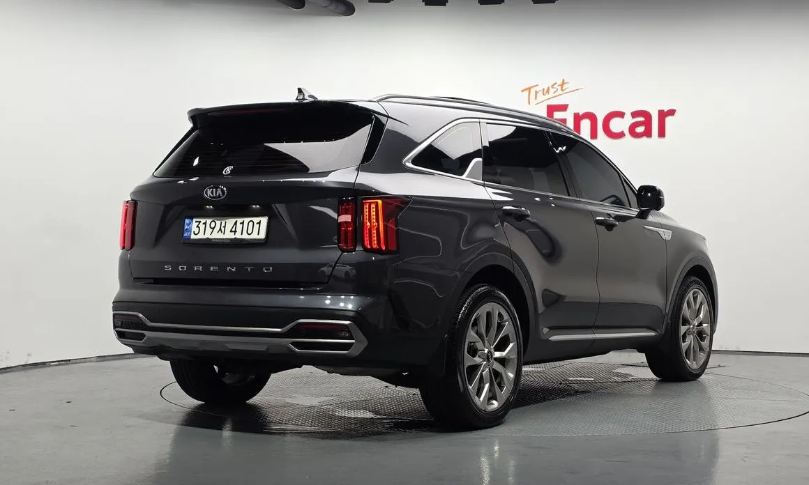 Kia Sorento — фото 3