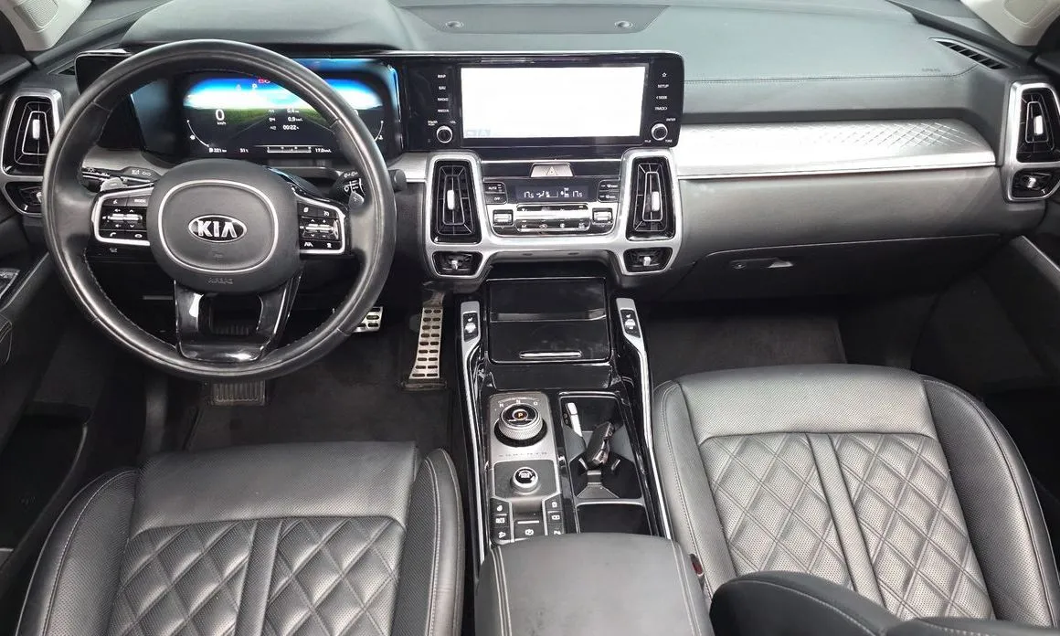 Kia Sorento — фото 5