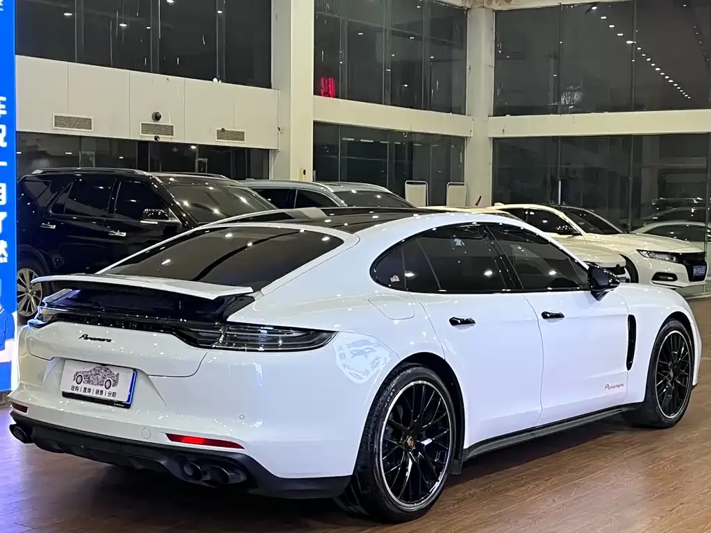 Porsche Panamera — фото 4