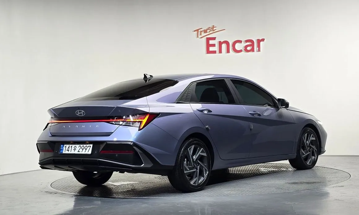 Hyundai AVANTE — фото 3