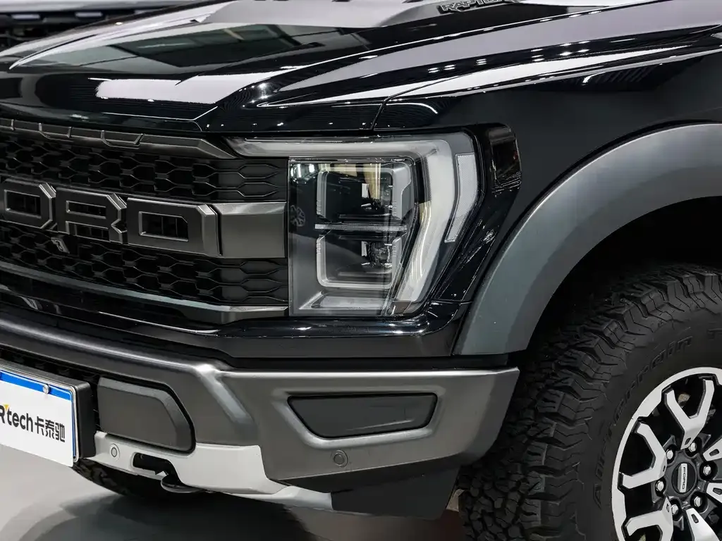 Ford F-150 Raptor — фото 8