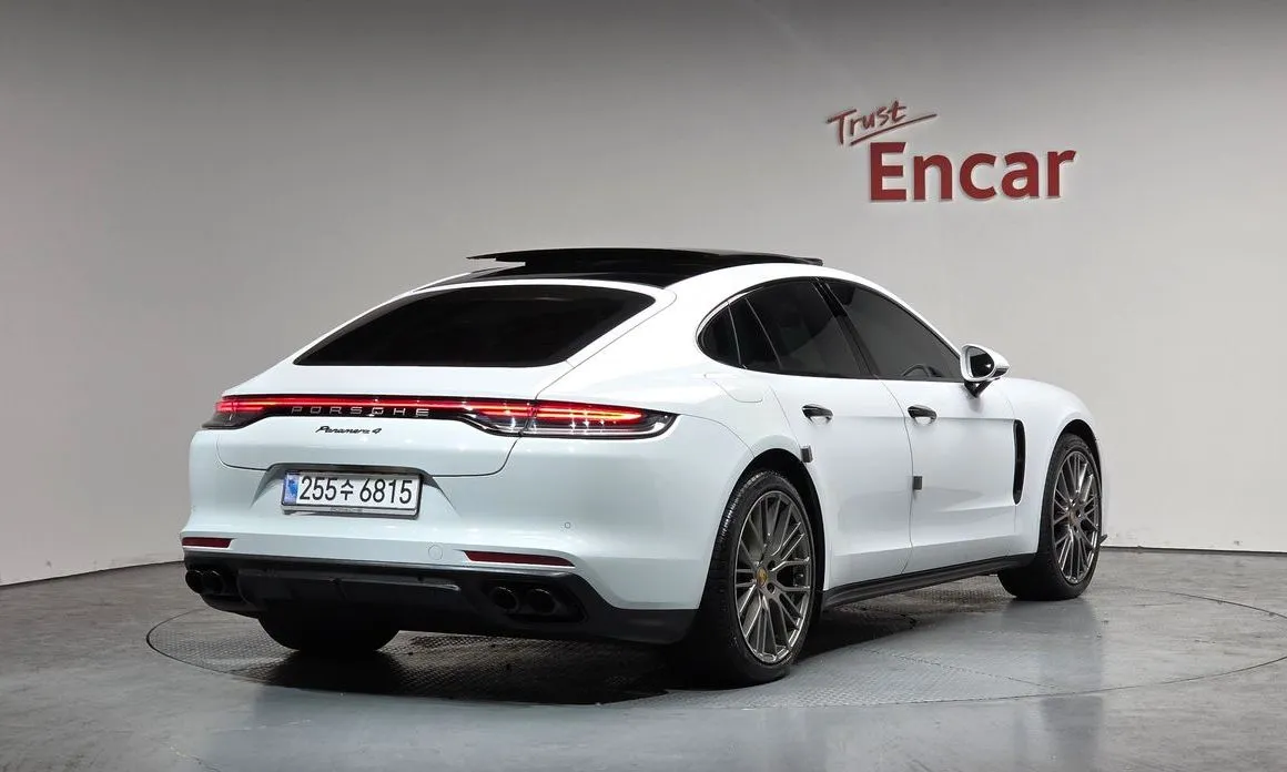 Porsche Panamera — фото 2
