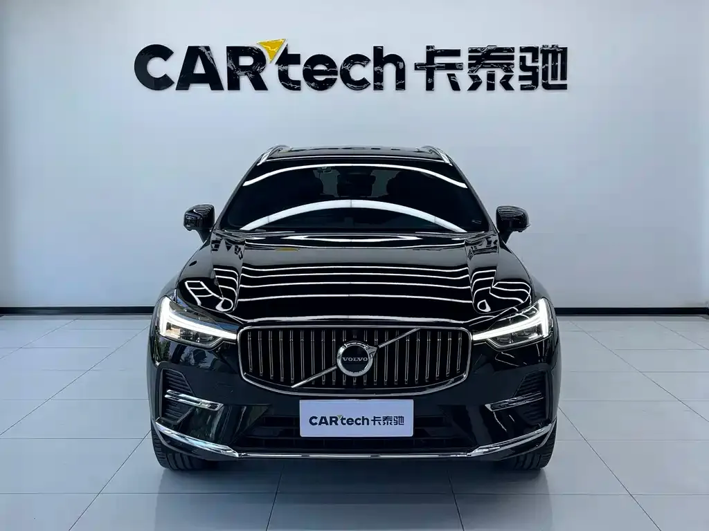 Volvo XC60 — фото 4