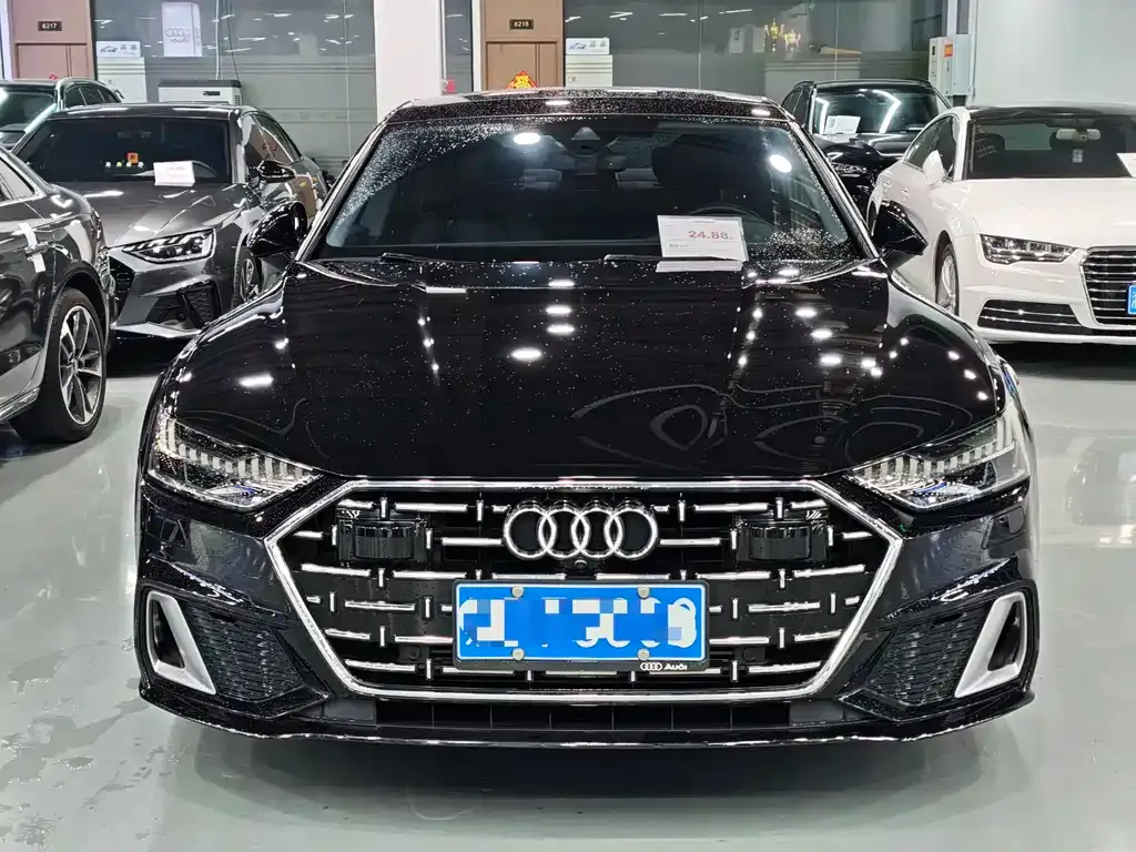 Audi A7L — фото 6