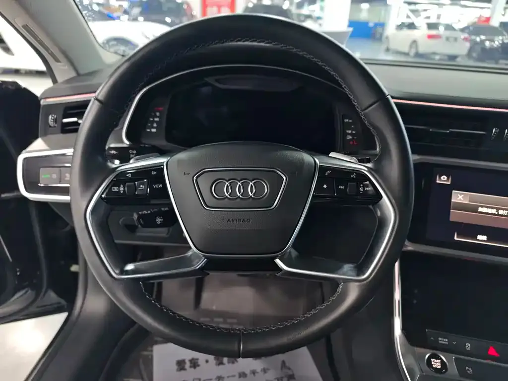 Audi A7L — фото 9