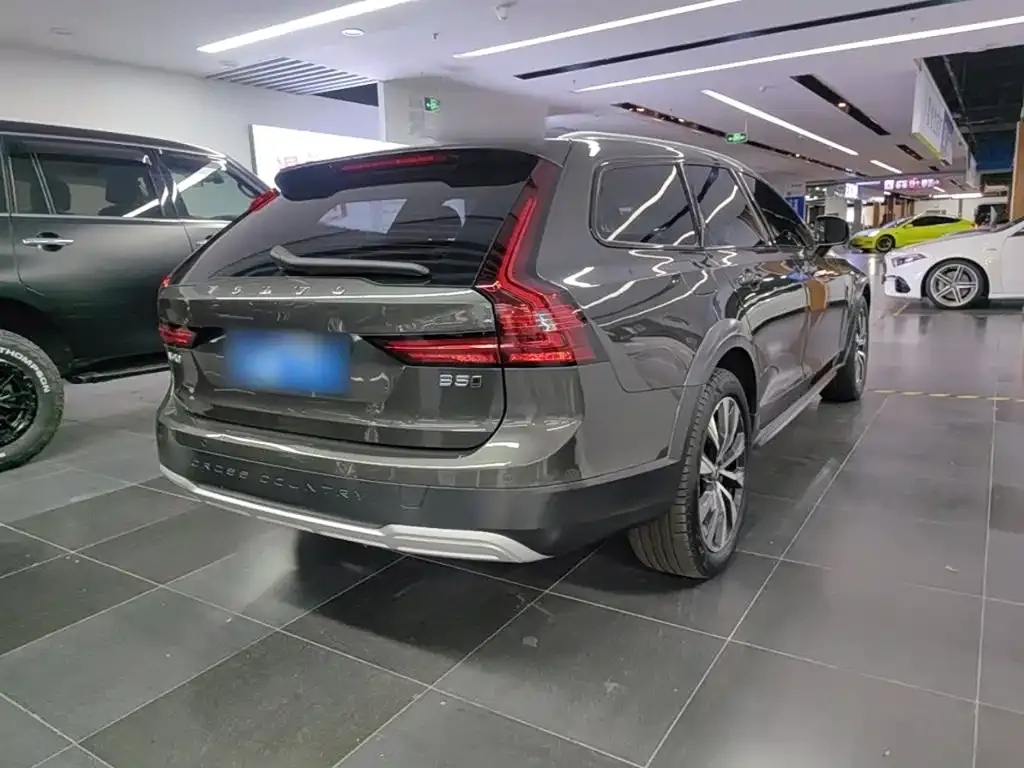 Volvo V90 — фото 3