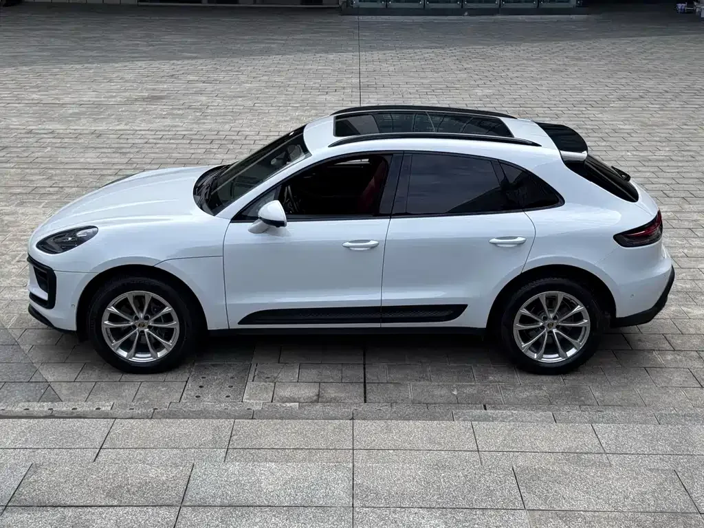 Porsche Macan — фото 9