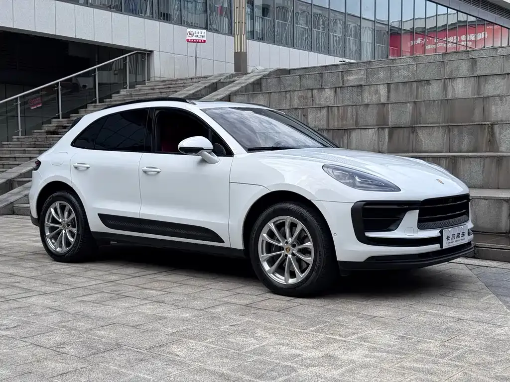 Porsche Macan — фото 8