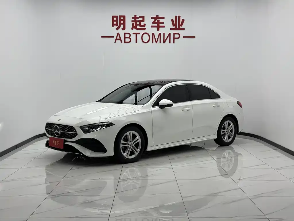 Mercedes-Benz A-Class — фото 1
