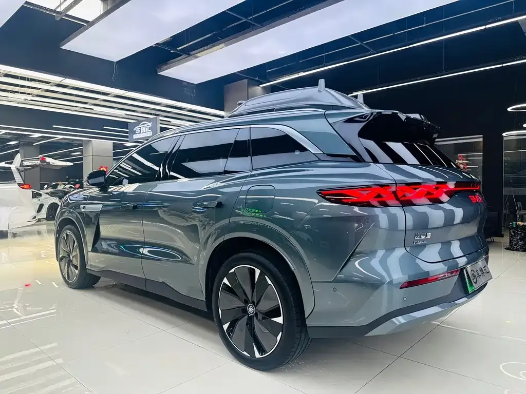 BYD Tang L — фото 7