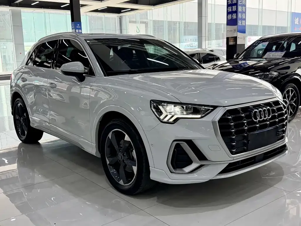Audi Q3 — фото 2