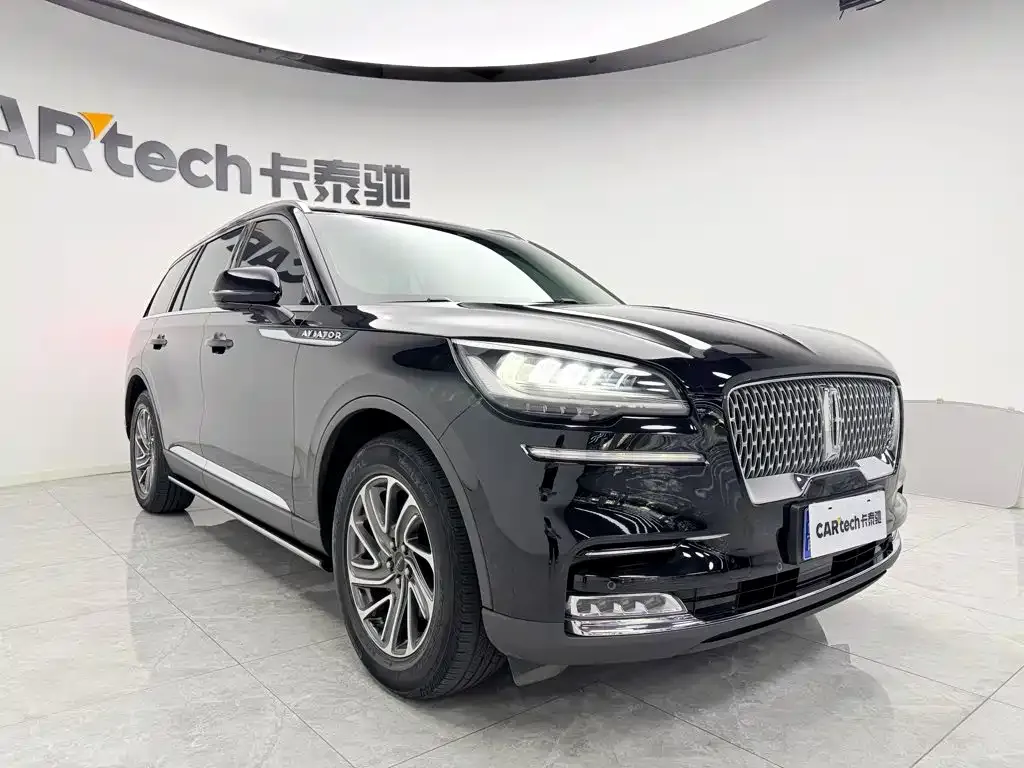 Lincoln Aviator — фото 10