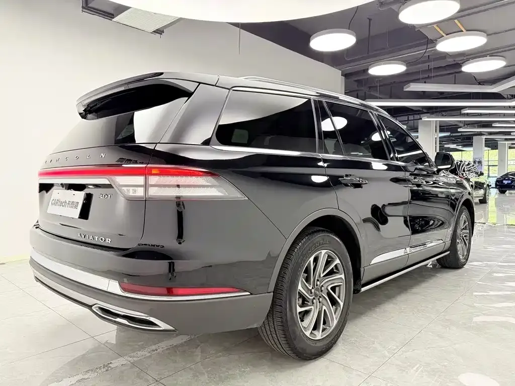 Lincoln Aviator — фото 4