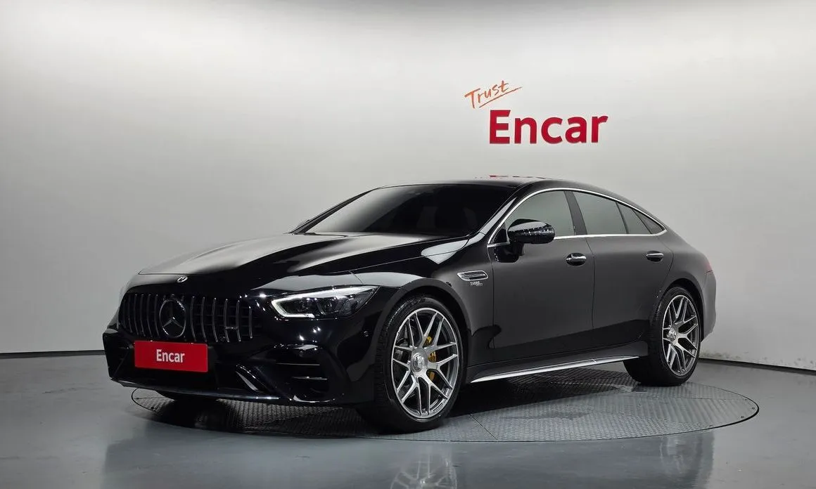Mercedes-Benz AMG GT — фото 1