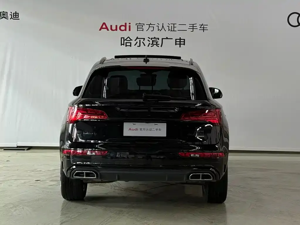 Audi Q5L — фото 6