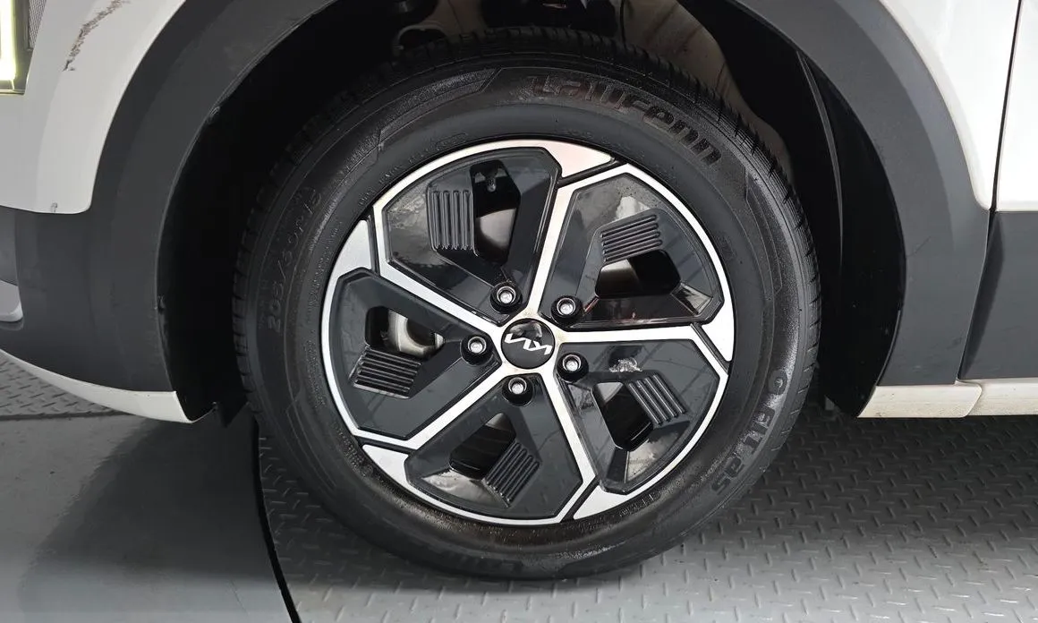 Kia Niro — фото 10