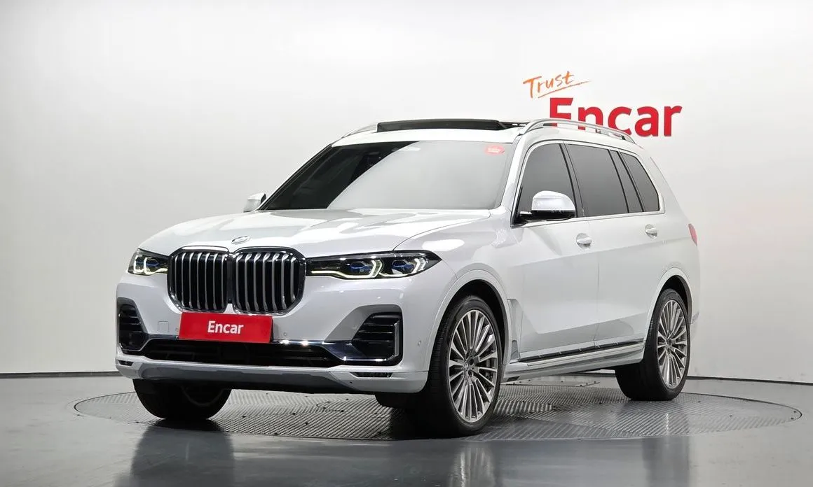 BMW X7 — фото 1